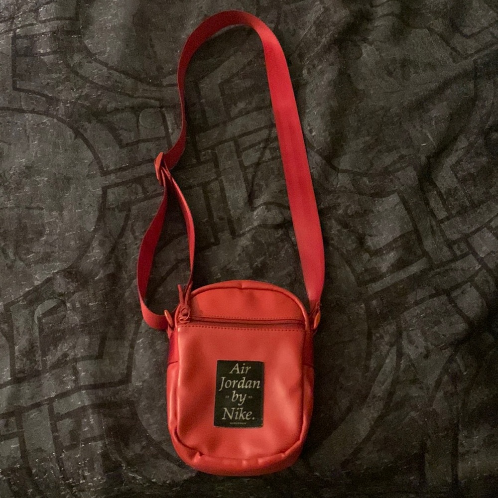 Nike purse